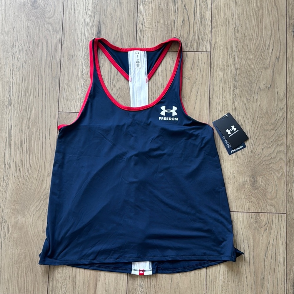 NWT Under Armour Navy Blue and Red Freedom Tank Top Women’s Medium